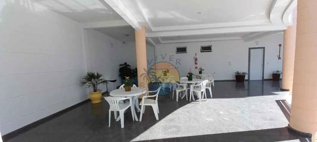 Apartamento Com Piscina No Centro Da Praia Proximo A Praia E Comercio Em Geral Bombinhas