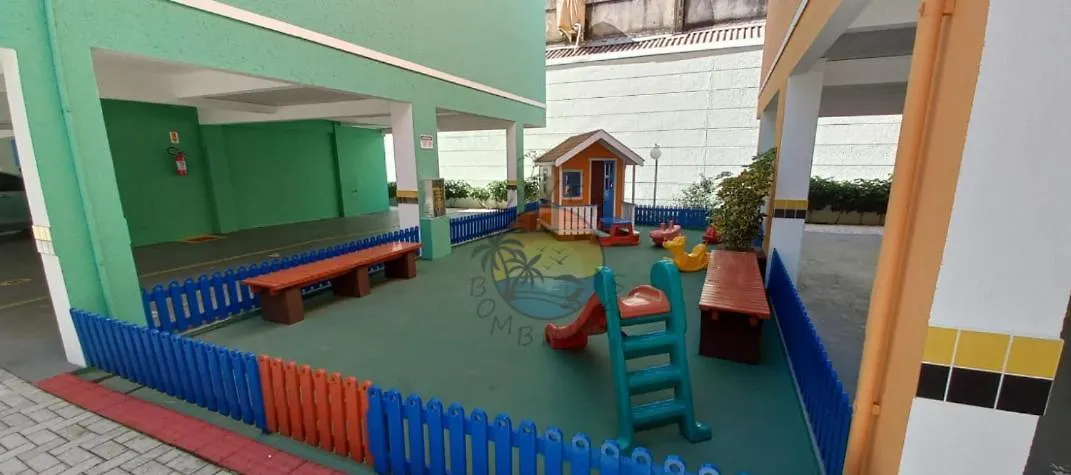Apartamento Com Piscina No Centro Da Praia Proximo A Praia E Comercio Em Geral Bombinhas Brezilya