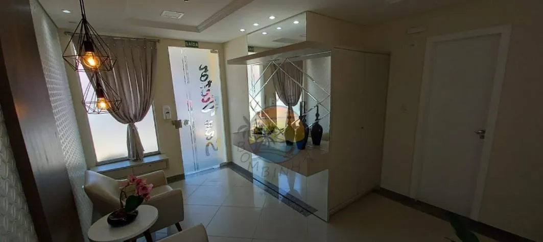 Daire Apartamento Com Piscina No Centro Da Praia Proximo A Praia E Comercio Em Geral Bombinhas
